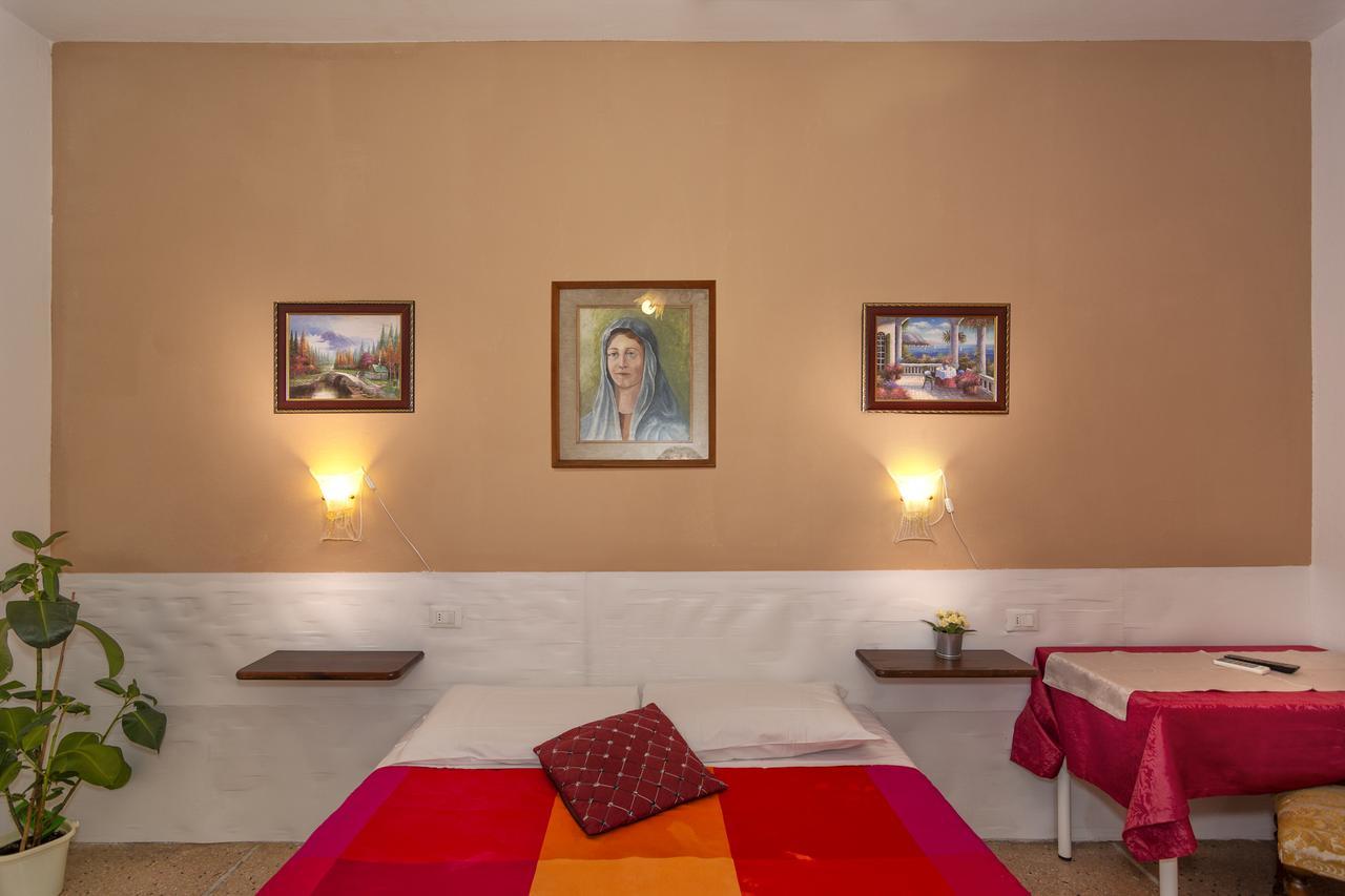 A Casa Doina Tower 5* Pisa
